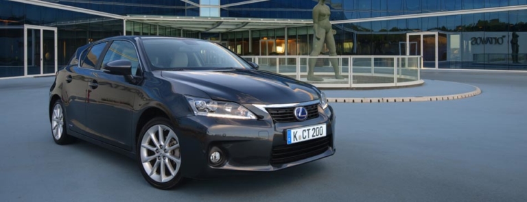 Lexus CT 200h Hybrid: Der sportliche Nadelstreifen- Prius